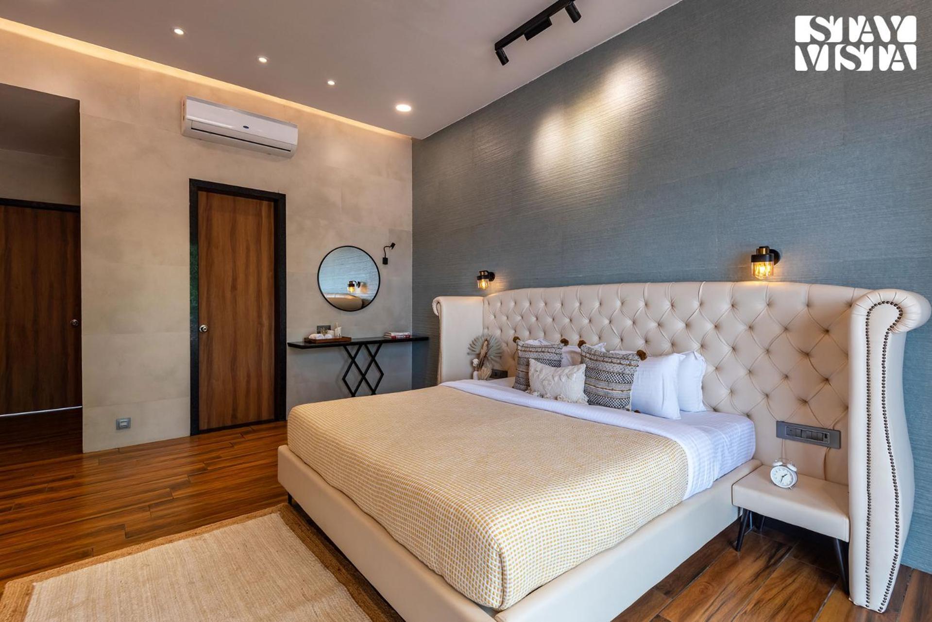 Stayvista At La Nirvana With Pool, Music Speaker & Indoor-Outdoor Game Lonavala Exterior foto