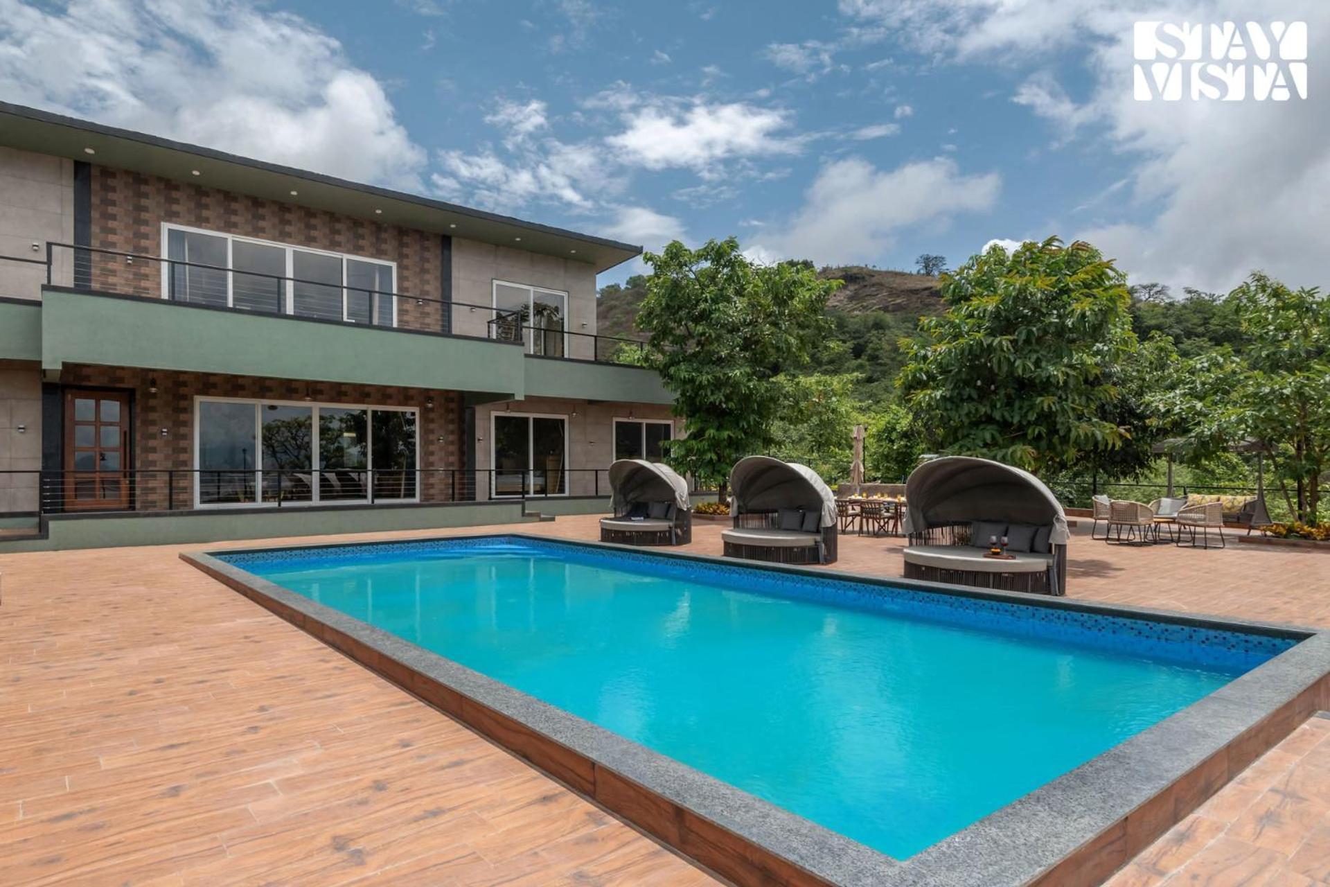 Stayvista At La Nirvana With Pool, Music Speaker & Indoor-Outdoor Game Lonavala Exterior foto